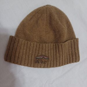 Patagonia knit brodeo beanie hat fitz Roy bison wool blend brown